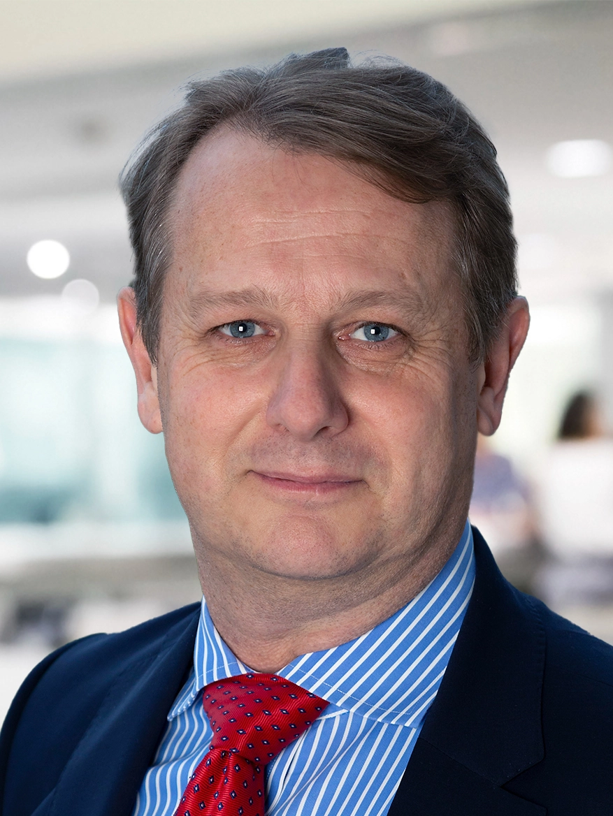 Richard Oliver image